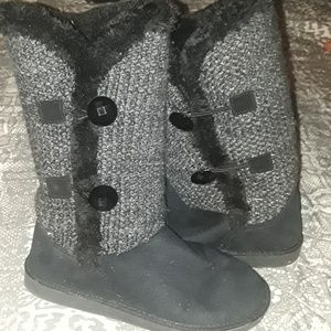 Snow boots